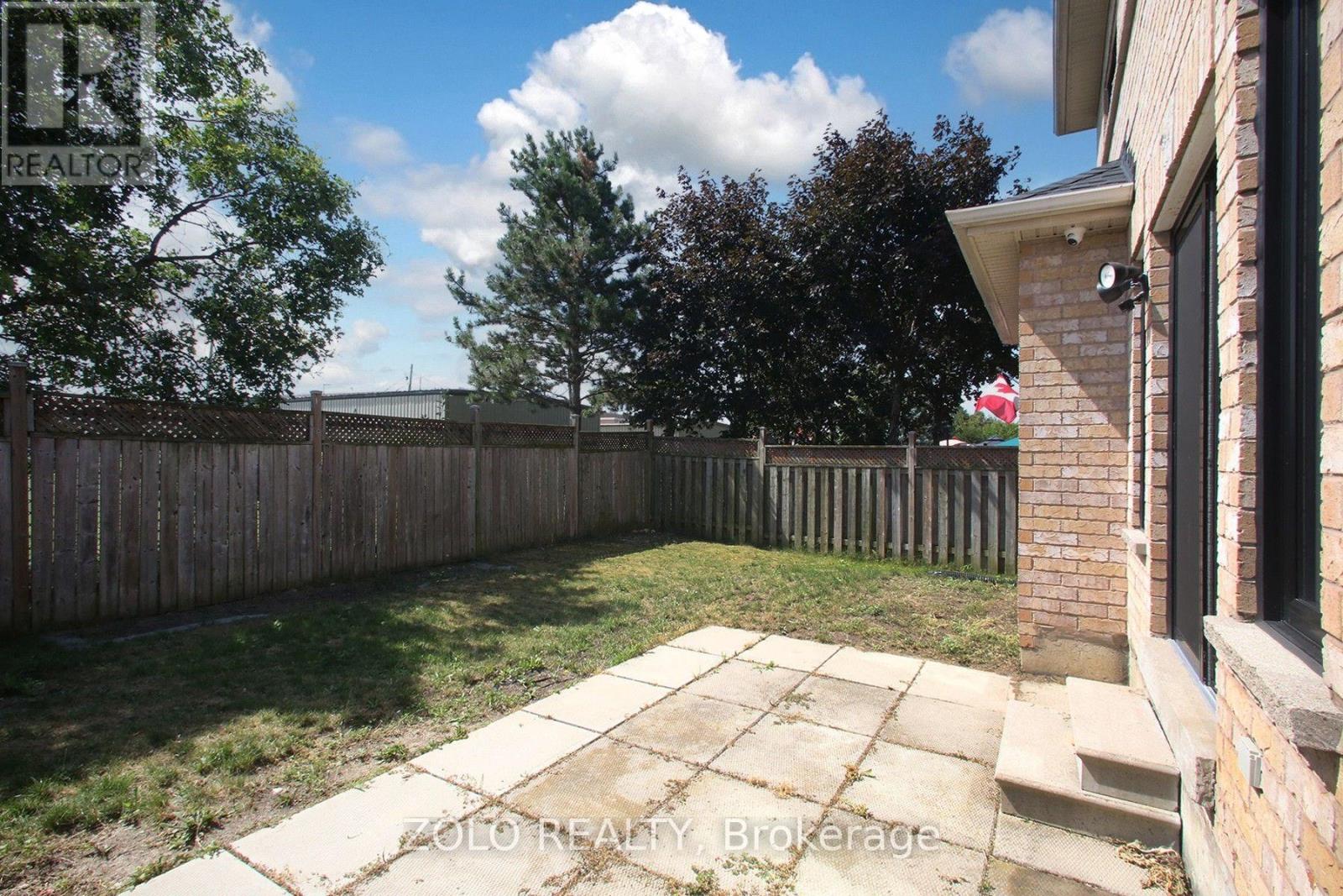 37 SEWELLS LANE S - 18