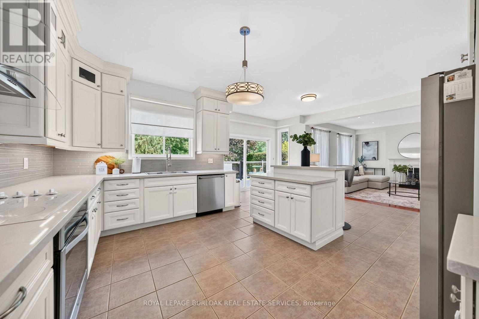 2203 TURNBERRY ROAD - 12