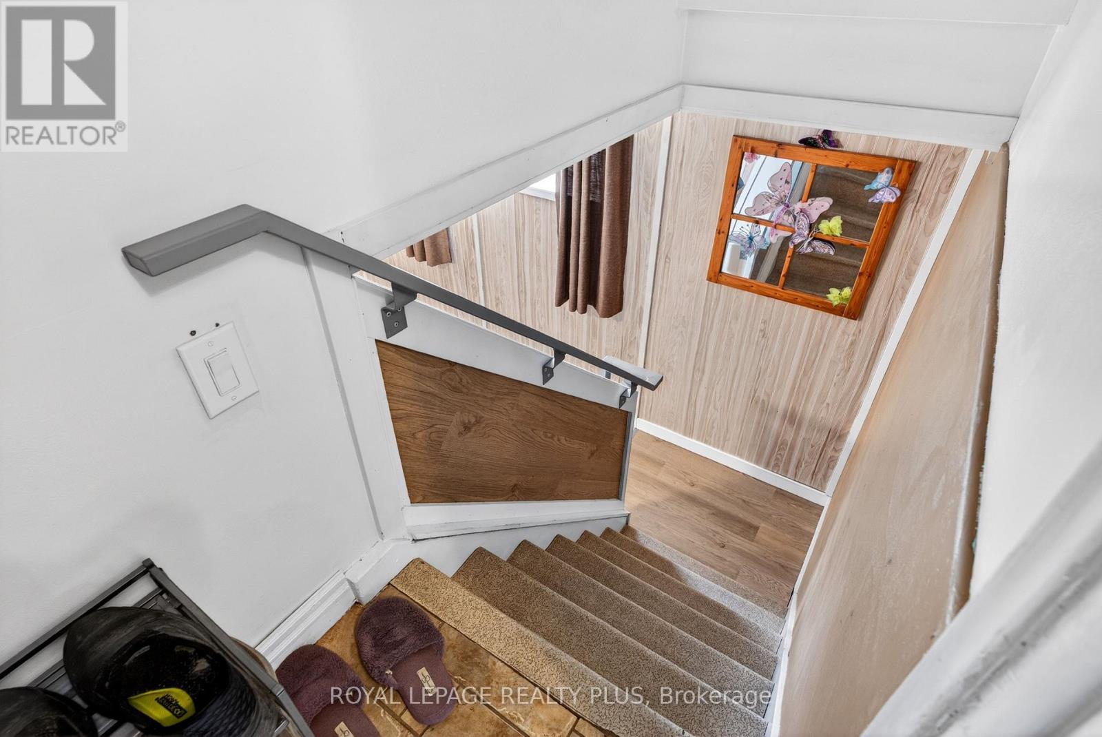 1332 STANBURY ROAD - 29