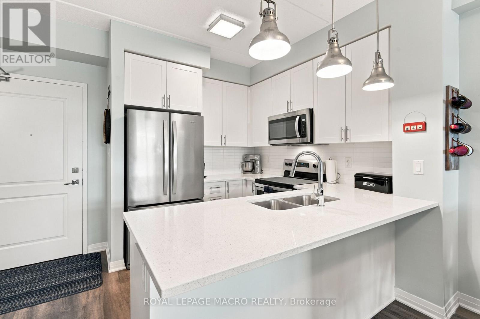 #126 610 FARMSTEAD DRIVE - 10