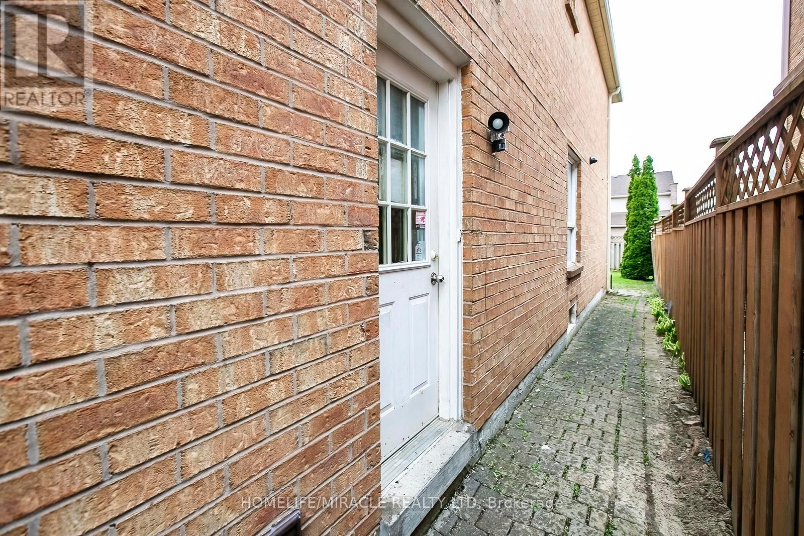 5 BUTLERMERE DRIVE - 34