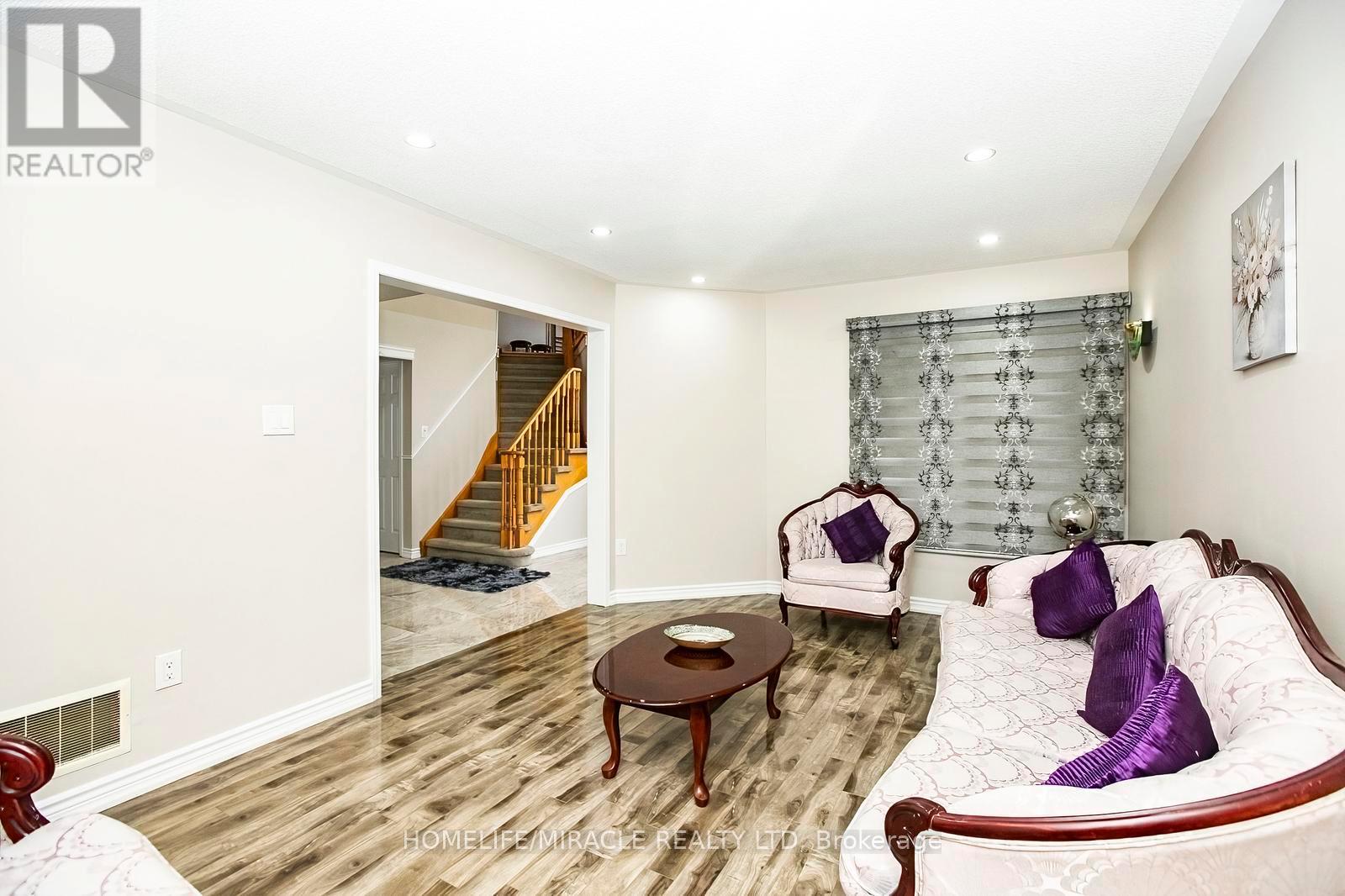 5 BUTLERMERE DRIVE - 7