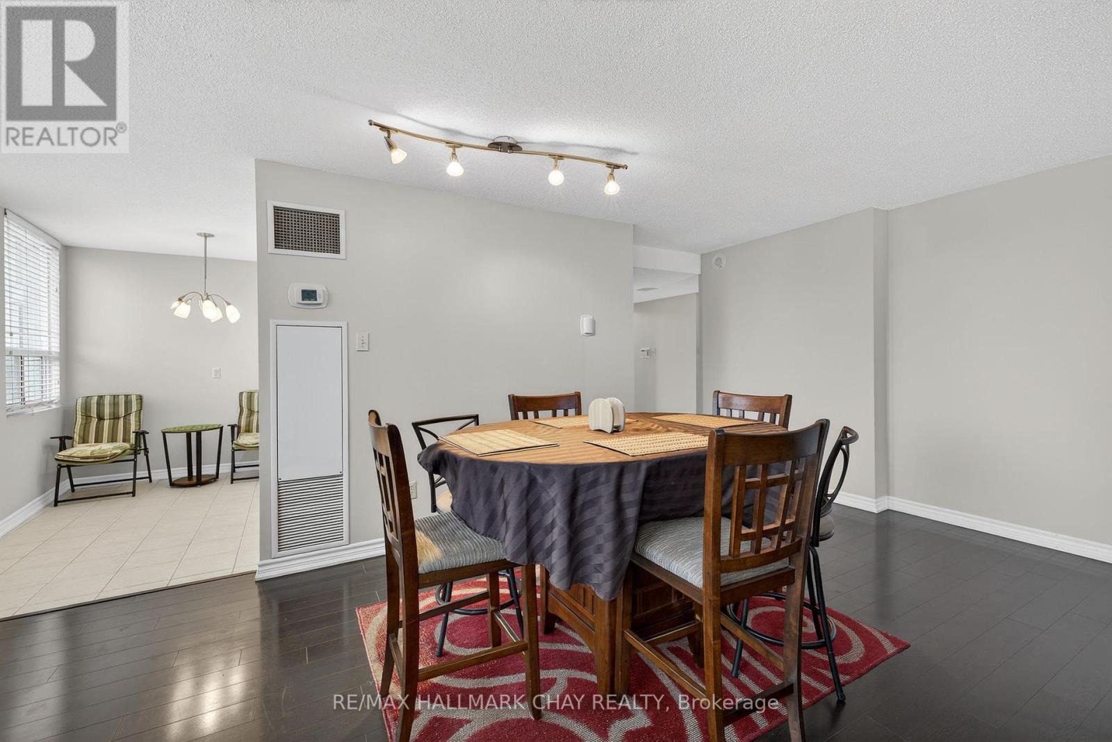 #501 3650 KANEFF CRESCENT - 20