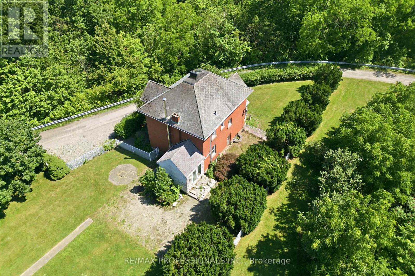 3155 TALLMAN DRIVE - 24