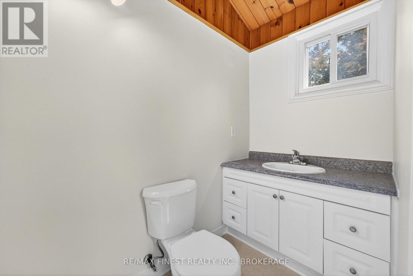 8 SUNRISE COURT - 22