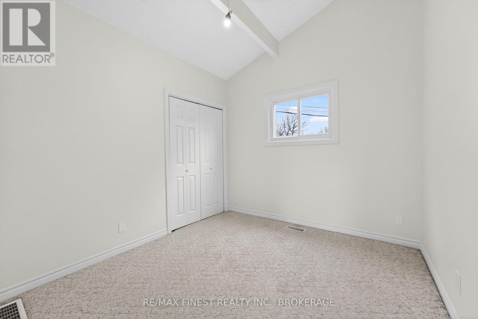 8 SUNRISE COURT - 11