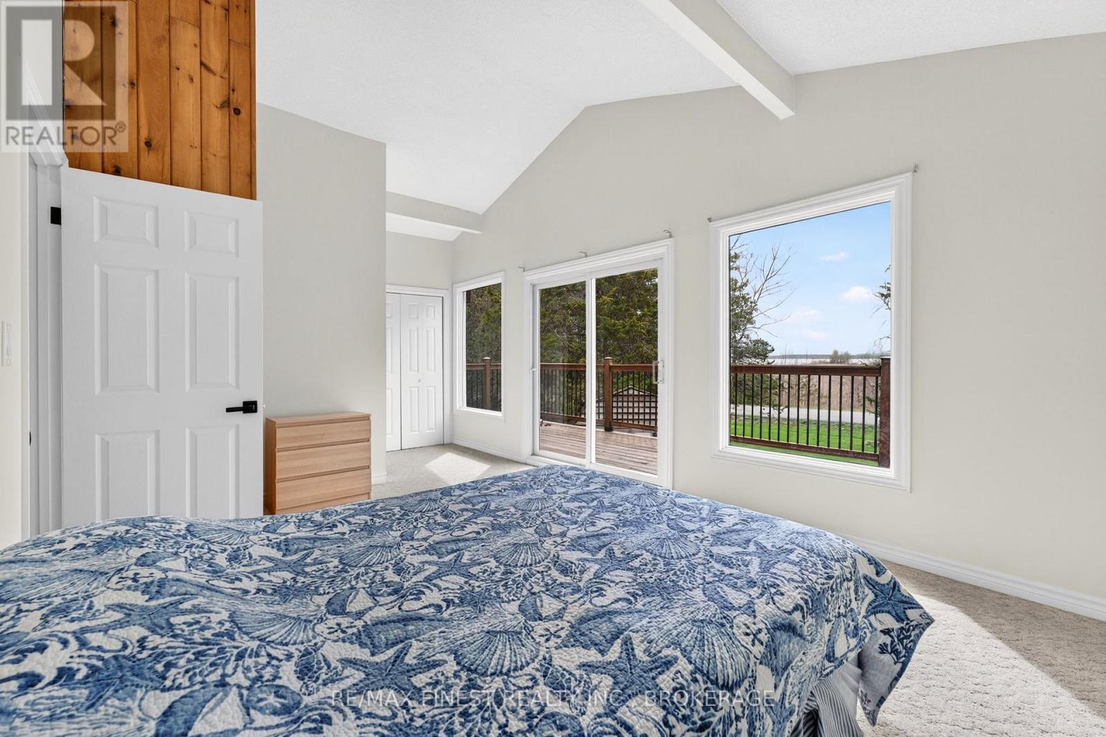 8 SUNRISE COURT - 9