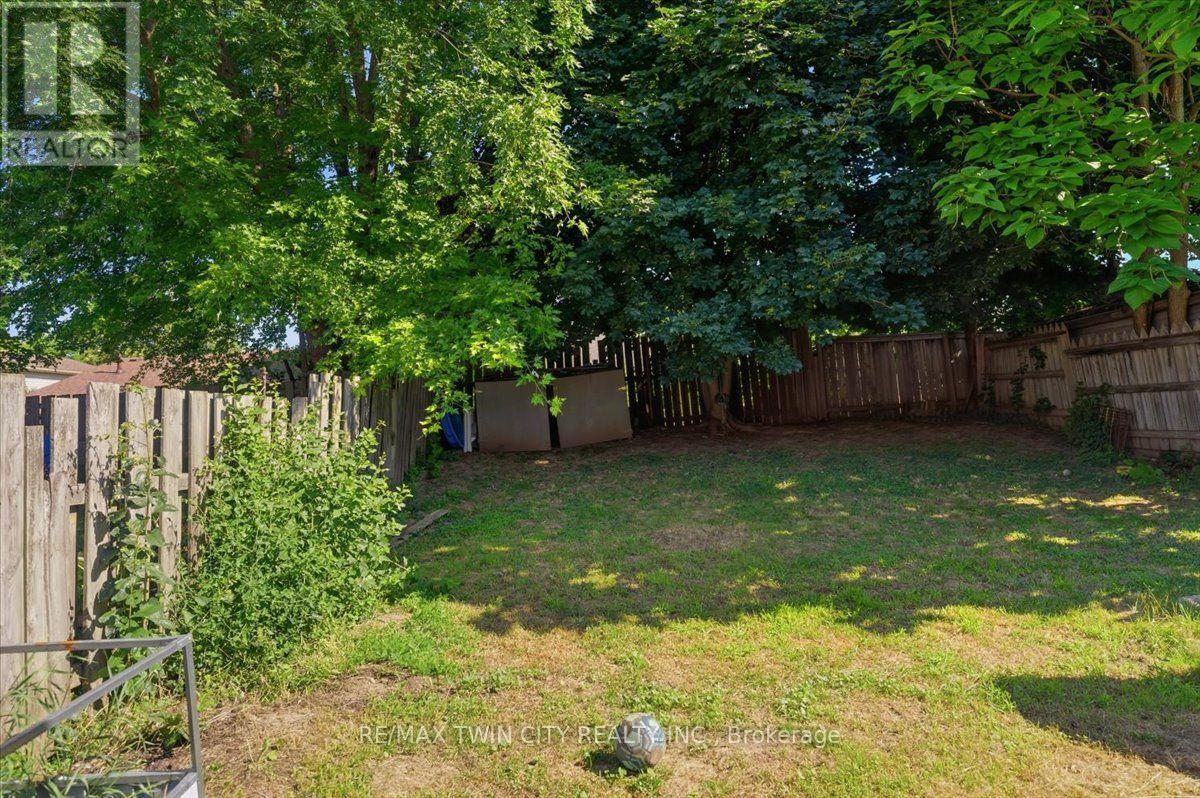 16 PALOMINO DRIVE - 40