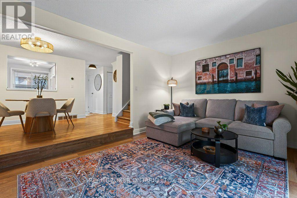 #101 50 LAKESHORE ROAD - 19