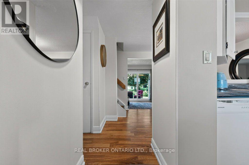 #101 50 LAKESHORE ROAD - 7