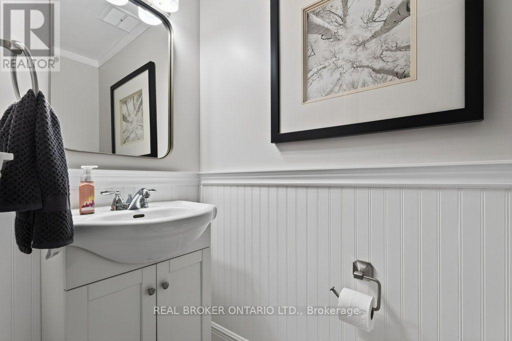 #101 50 LAKESHORE ROAD - 8