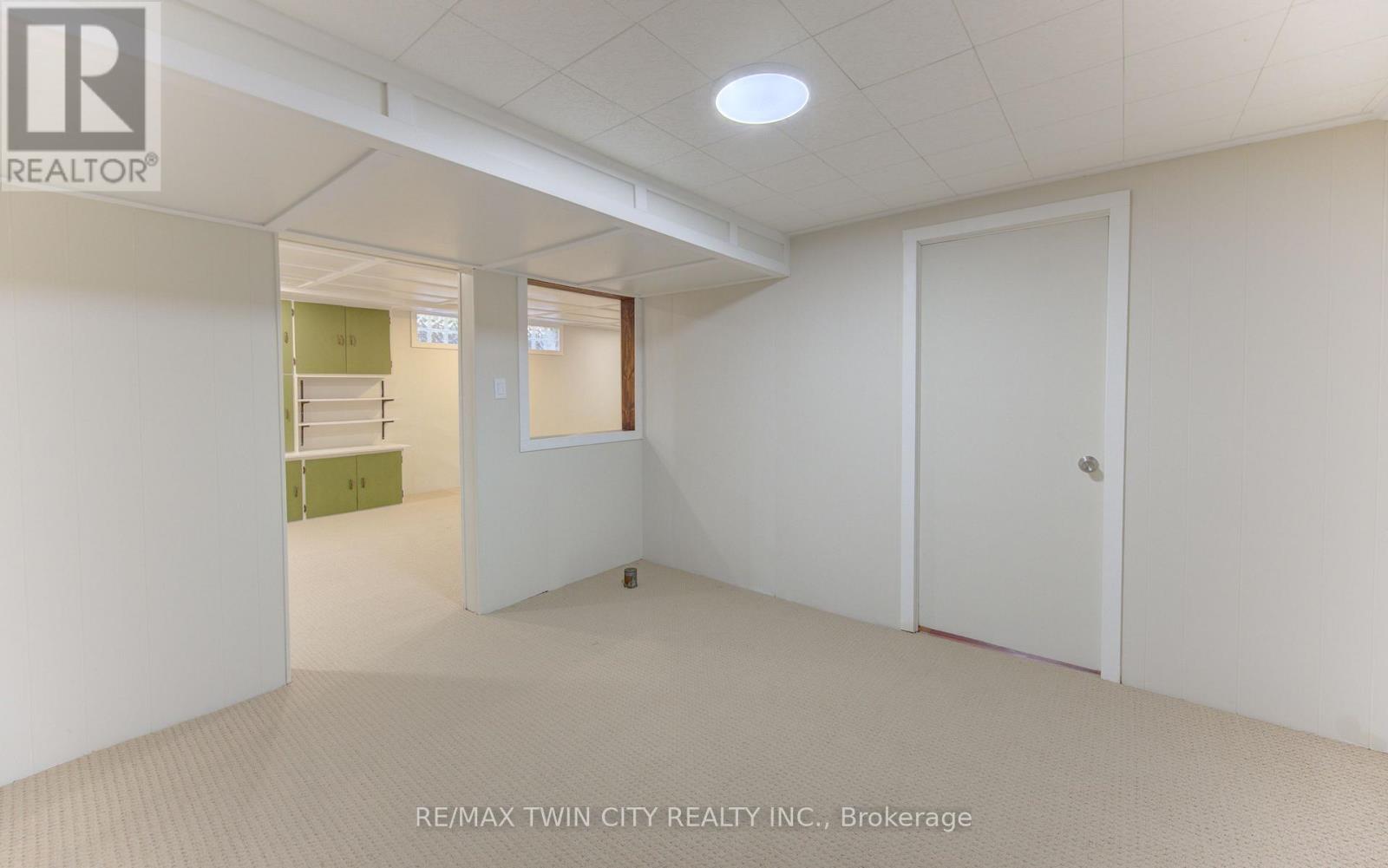 26 PENROSE AVENUE - 27
