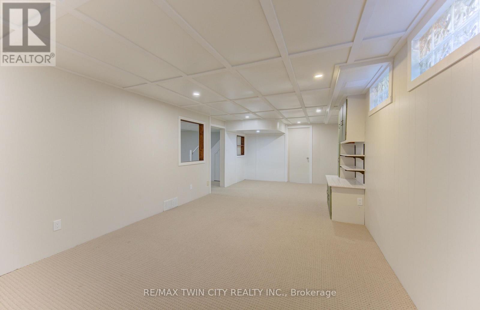 26 PENROSE AVENUE - 30