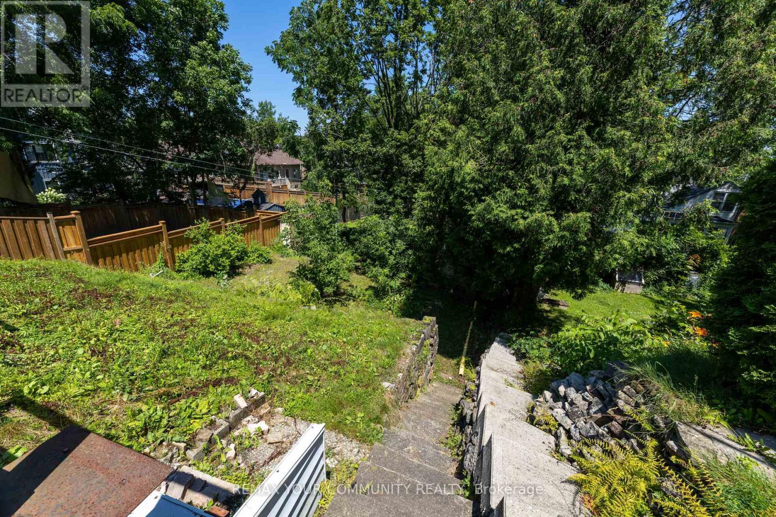 47 MOUNTAIN STREET - Image 18