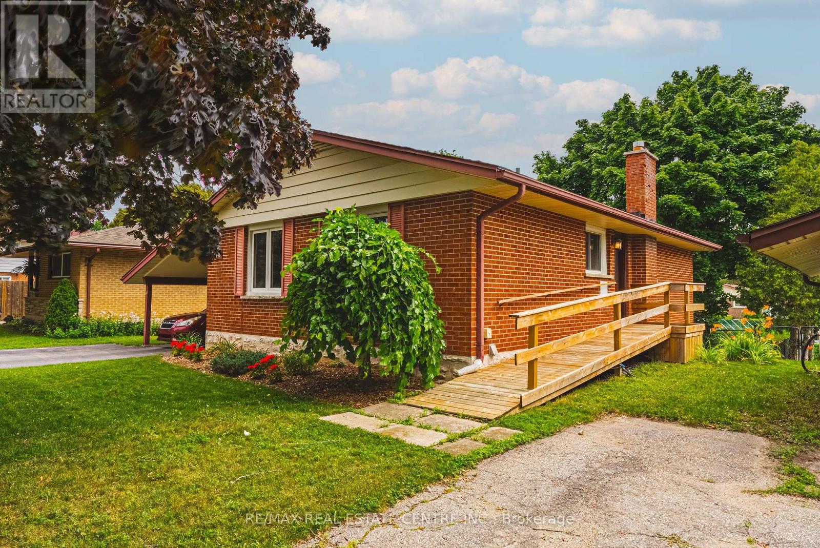 45 GAIL STREET — photo 3