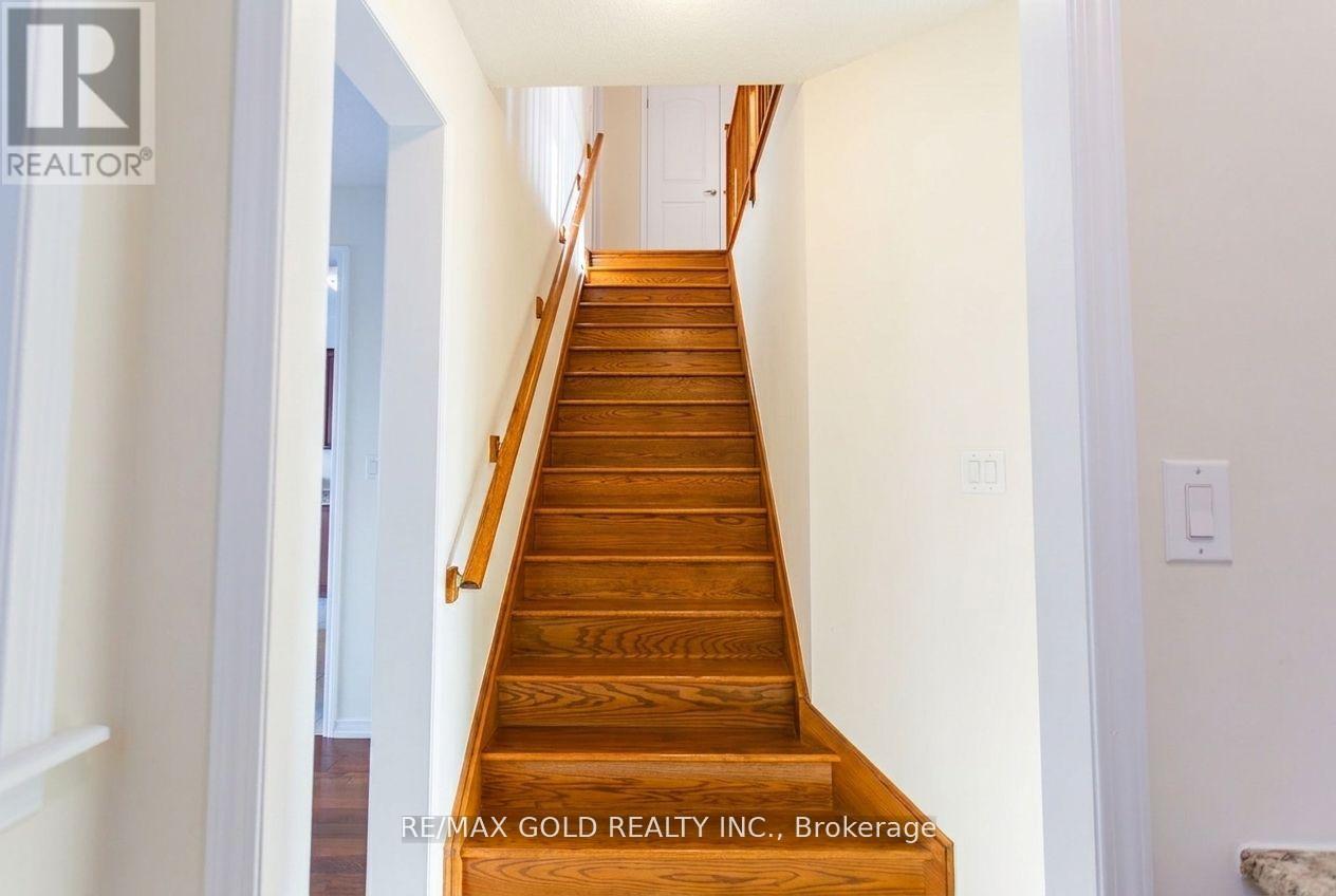 8005 ODELL CRESCENT - 10