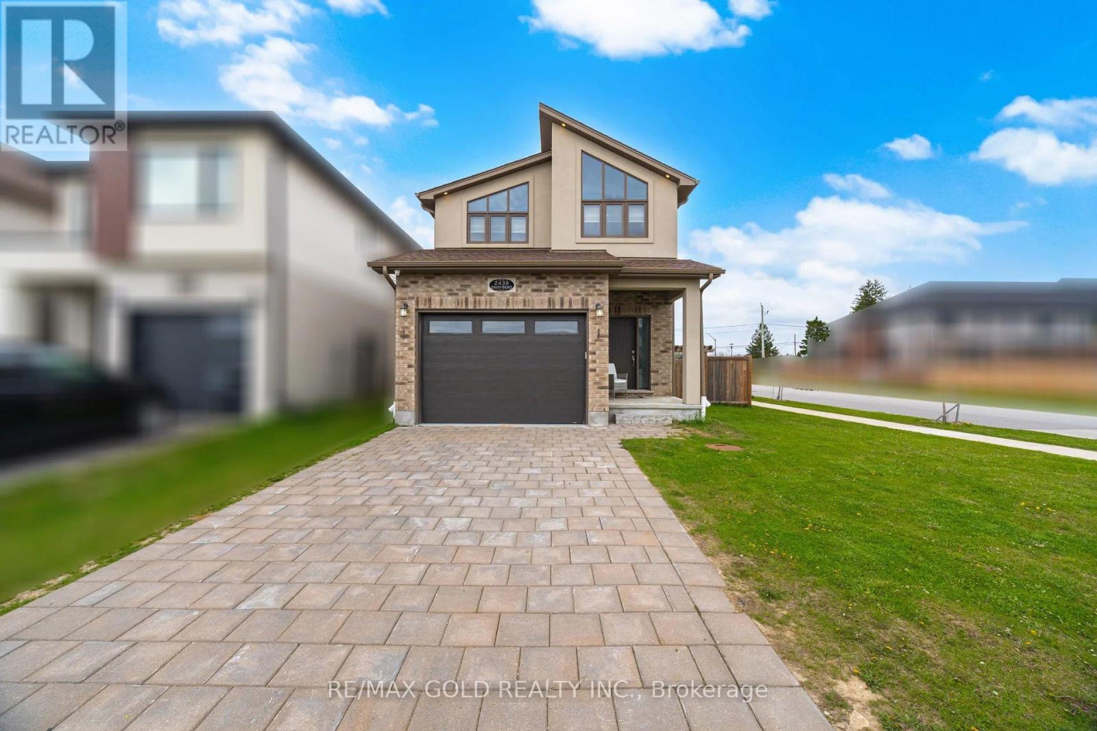 2439 DAISY BEND - 1