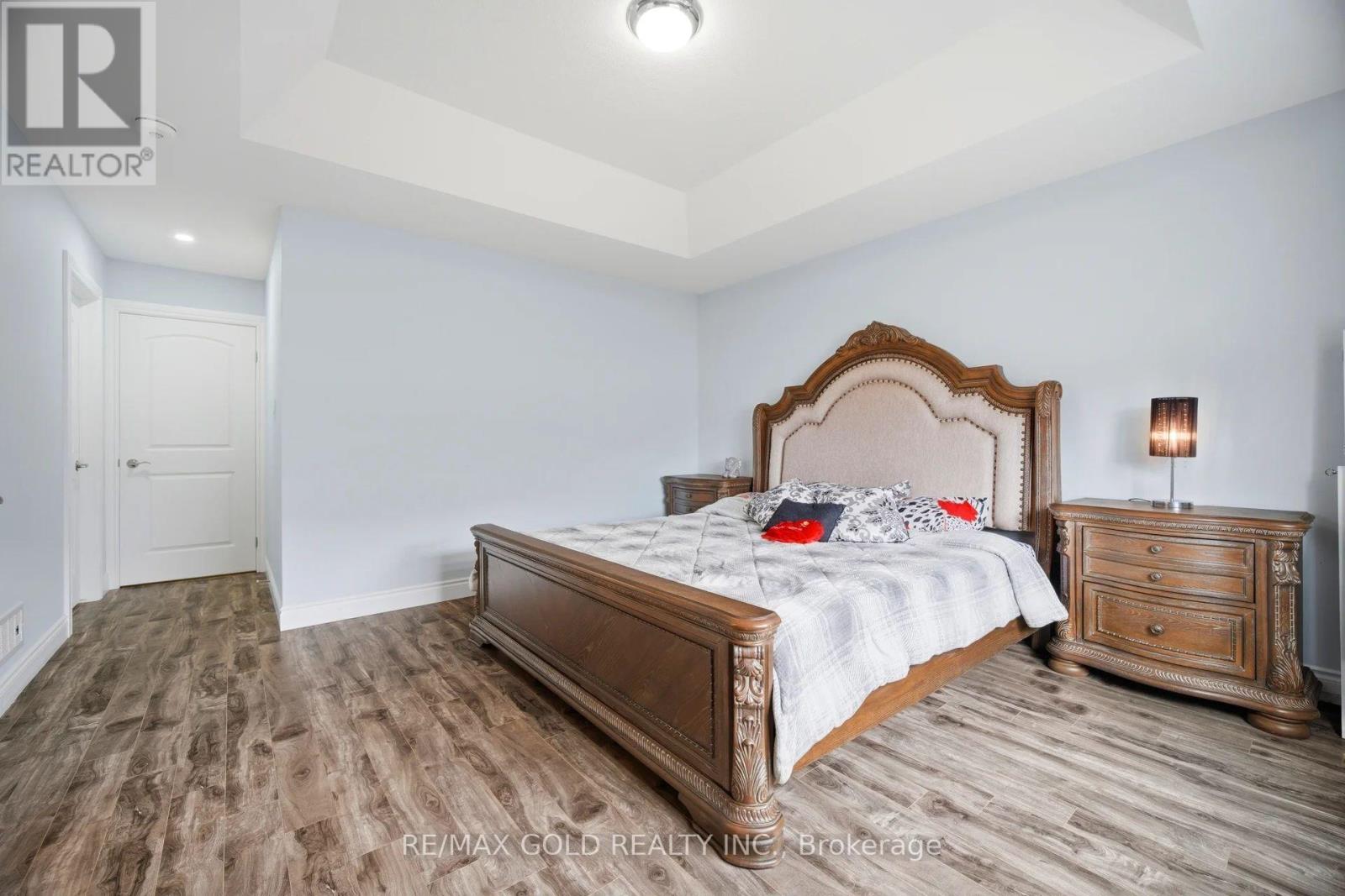 2439 DAISY BEND - 16