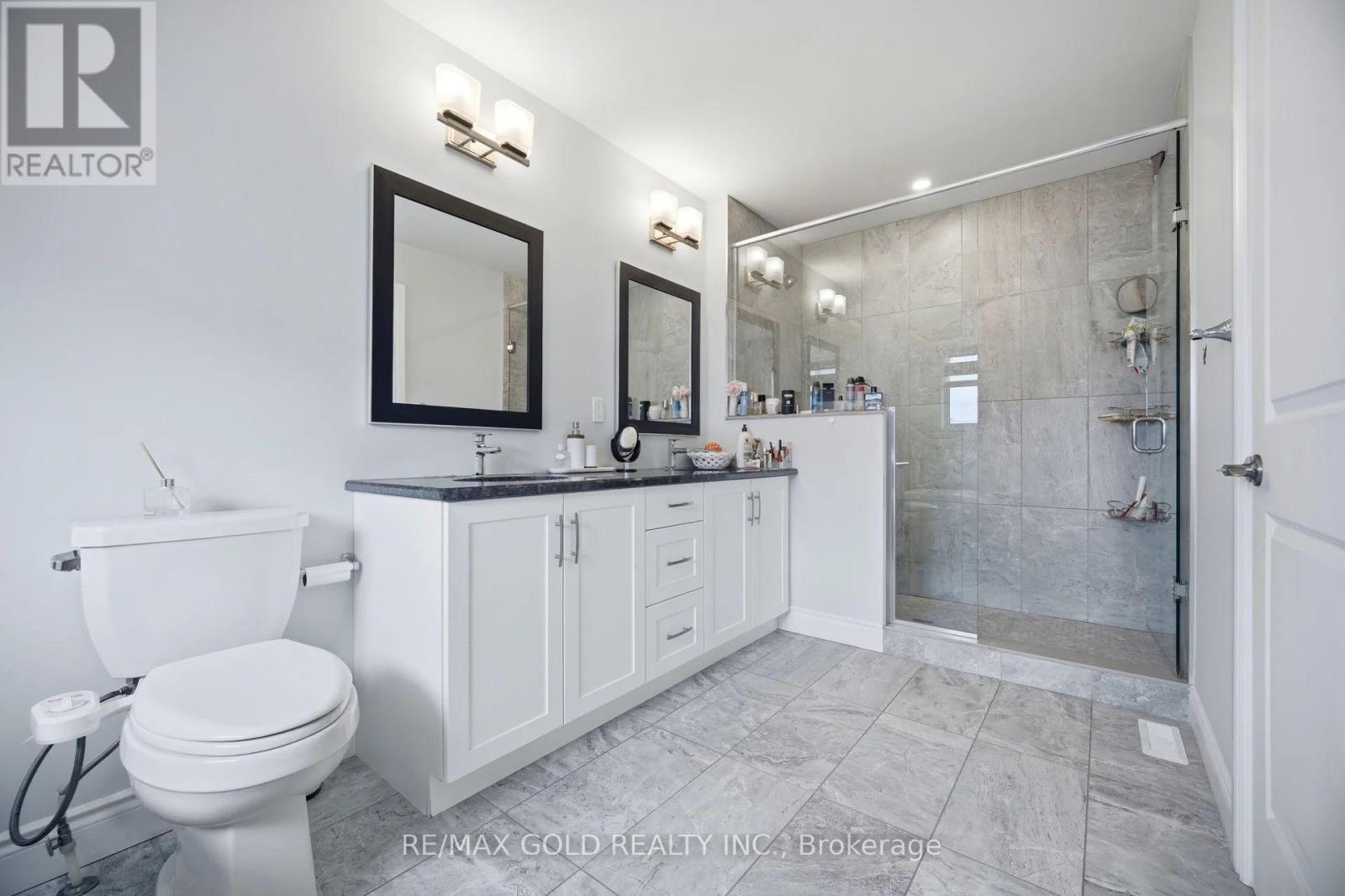 2439 DAISY BEND - 19