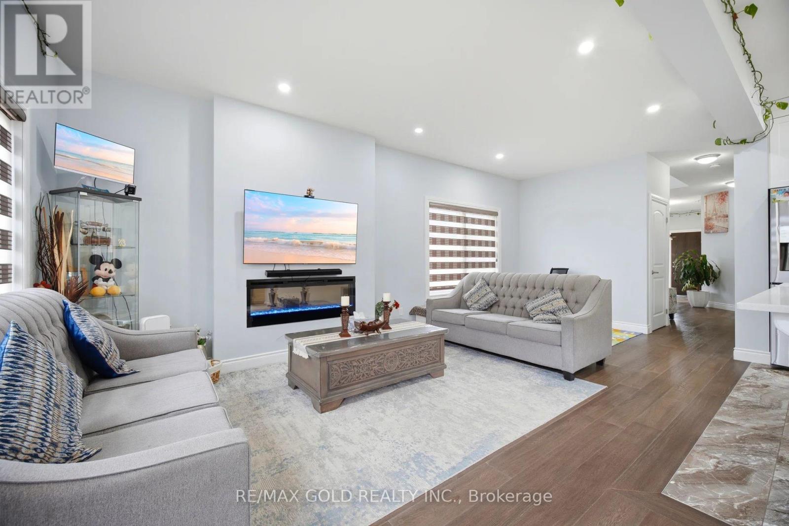 2439 DAISY BEND - 7