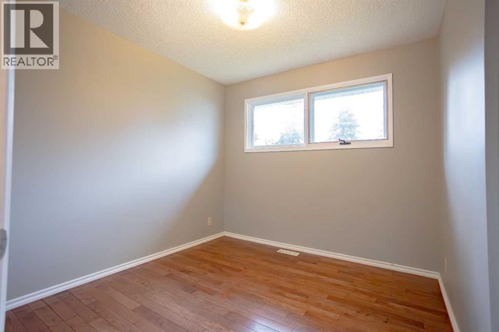 518 3 Street - 15