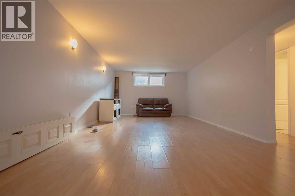 518 3 Street - 24
