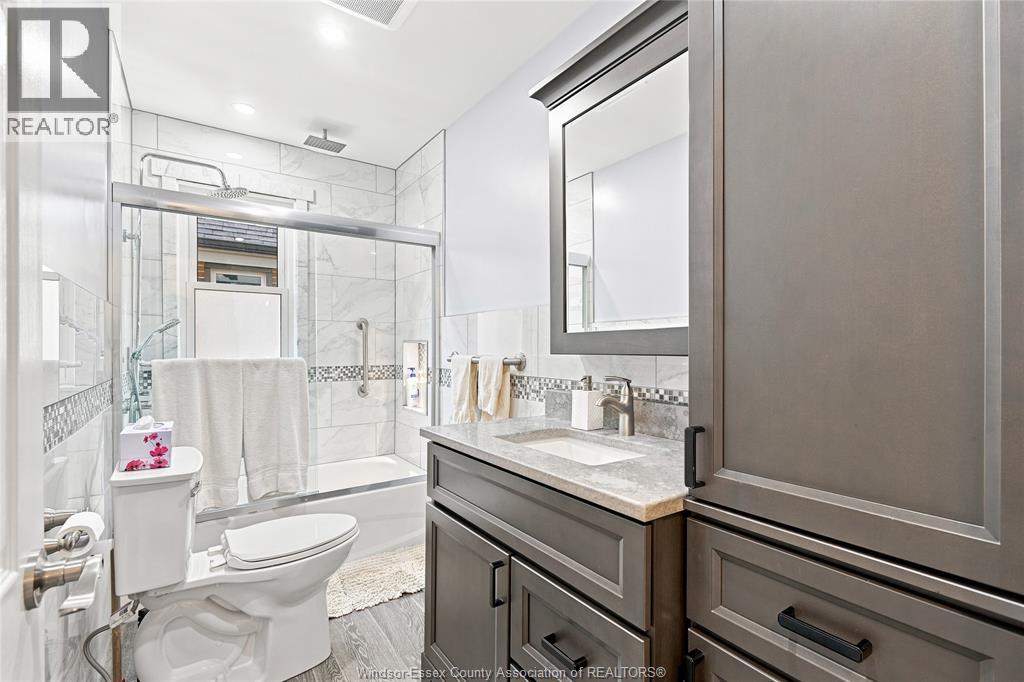 889 PATRICE DRIVE - 19