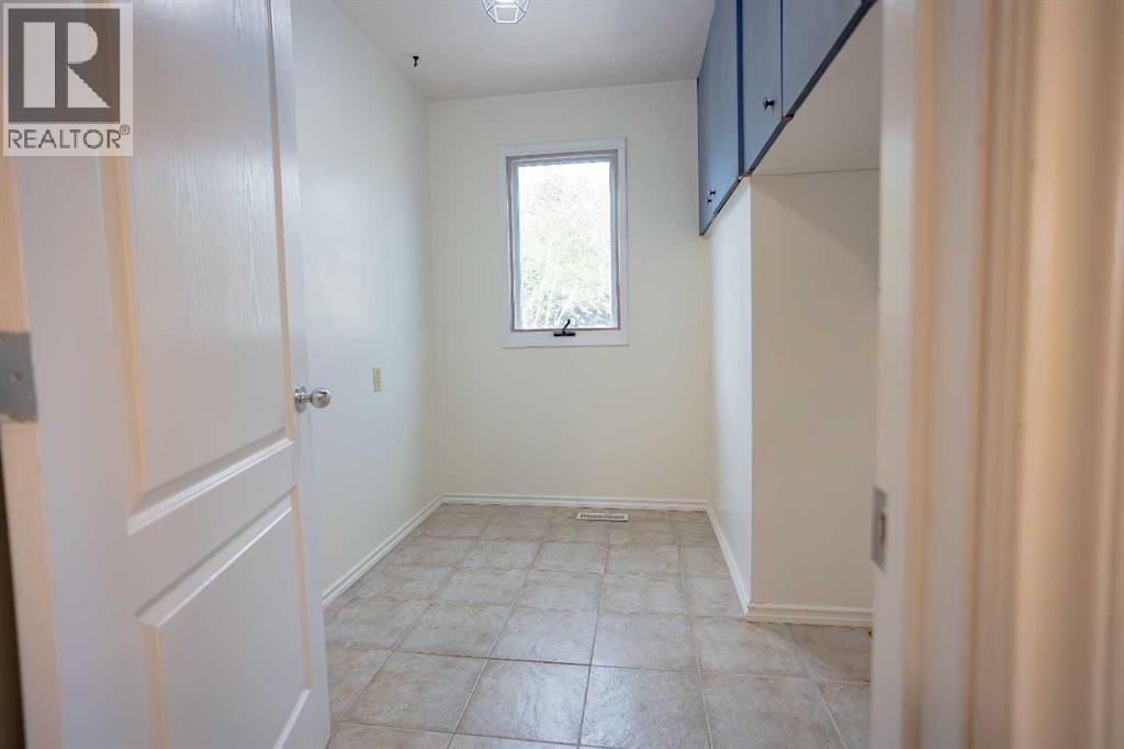 518 3 Street - 20