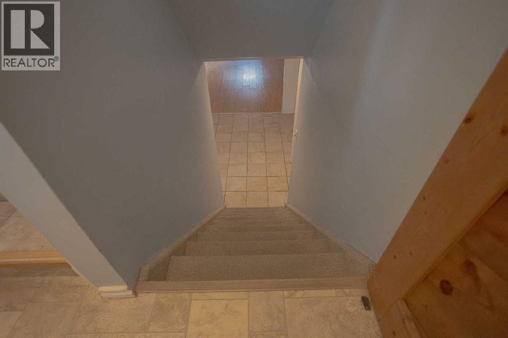 518 3 Street - 23