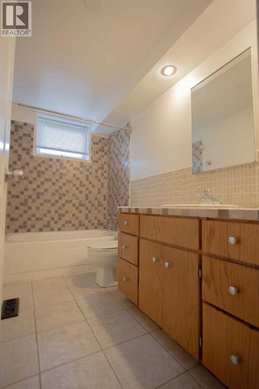 518 3 Street - 30