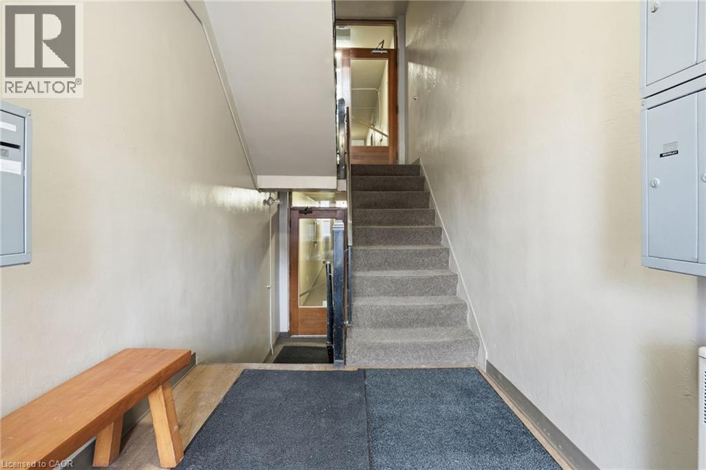 #104 60 ROBINSON Street - 10