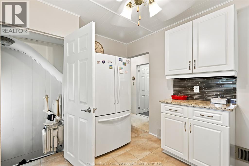 889 PATRICE DRIVE - 17