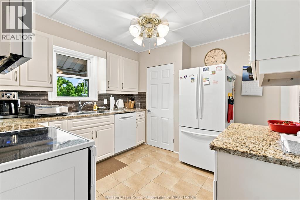 889 PATRICE DRIVE - 14