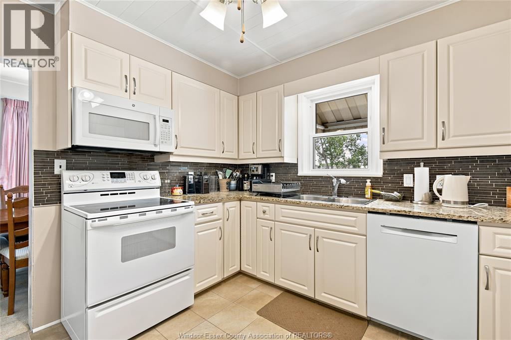 889 PATRICE DRIVE - 16