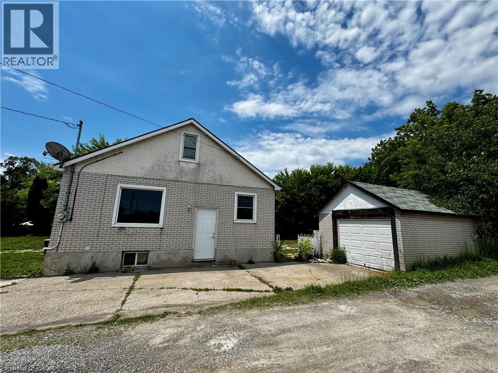 89 LINCOLN Avenue - 11