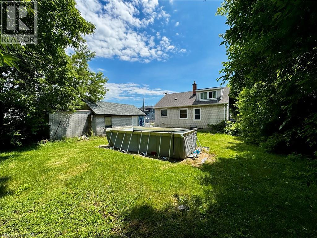 89 LINCOLN Avenue - 14