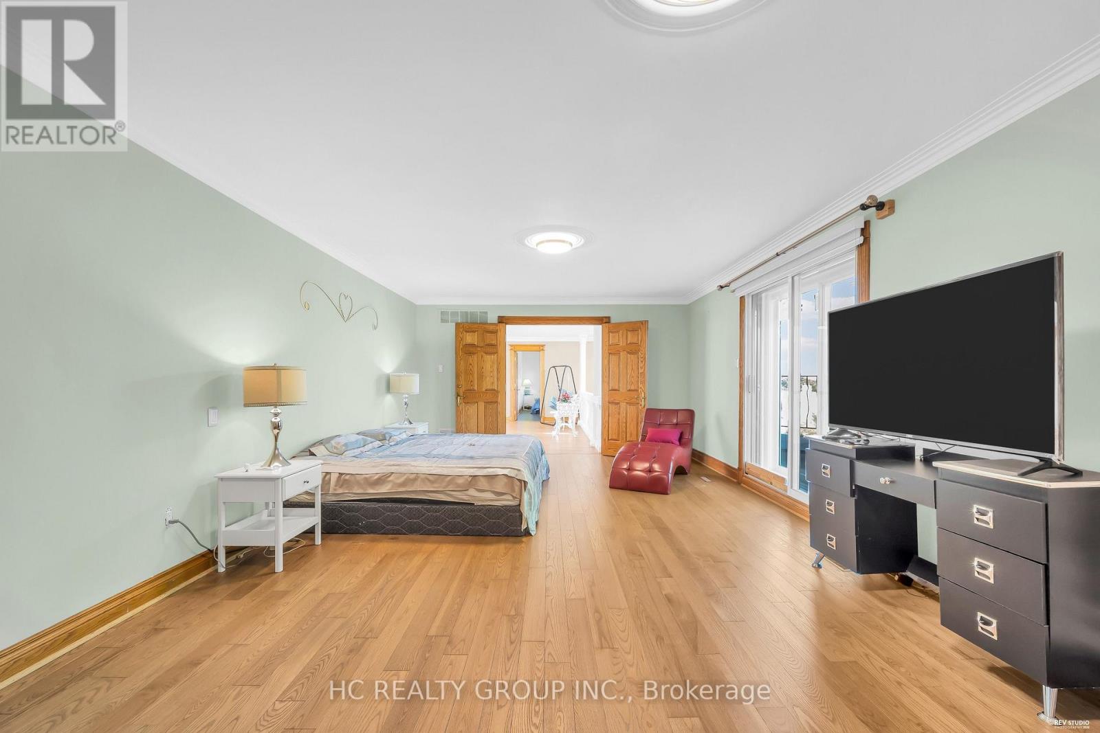 9 FORSON COURT - 12