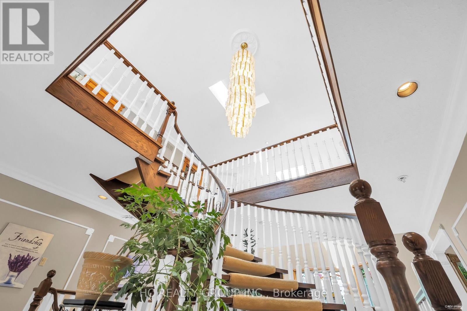 9 FORSON COURT - 18