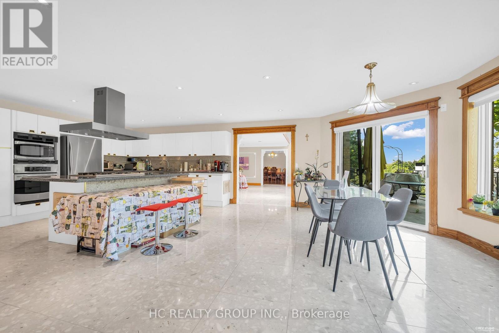 9 FORSON COURT - 20