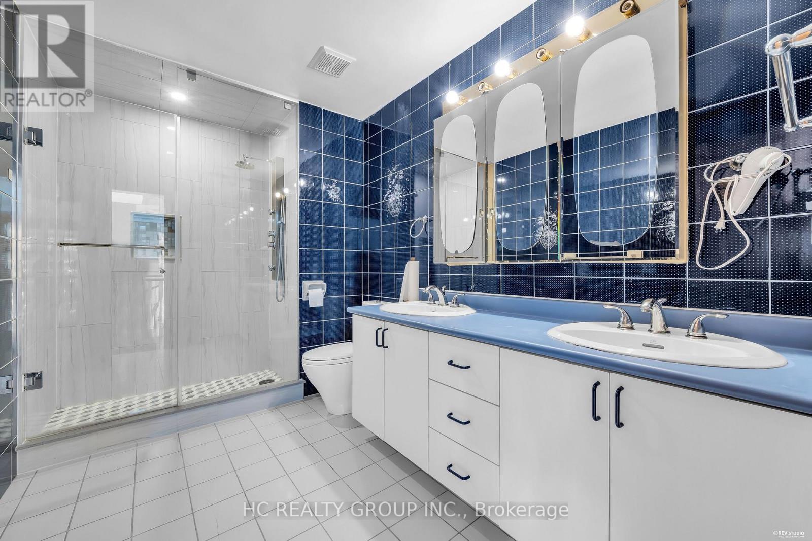9 FORSON COURT - 32