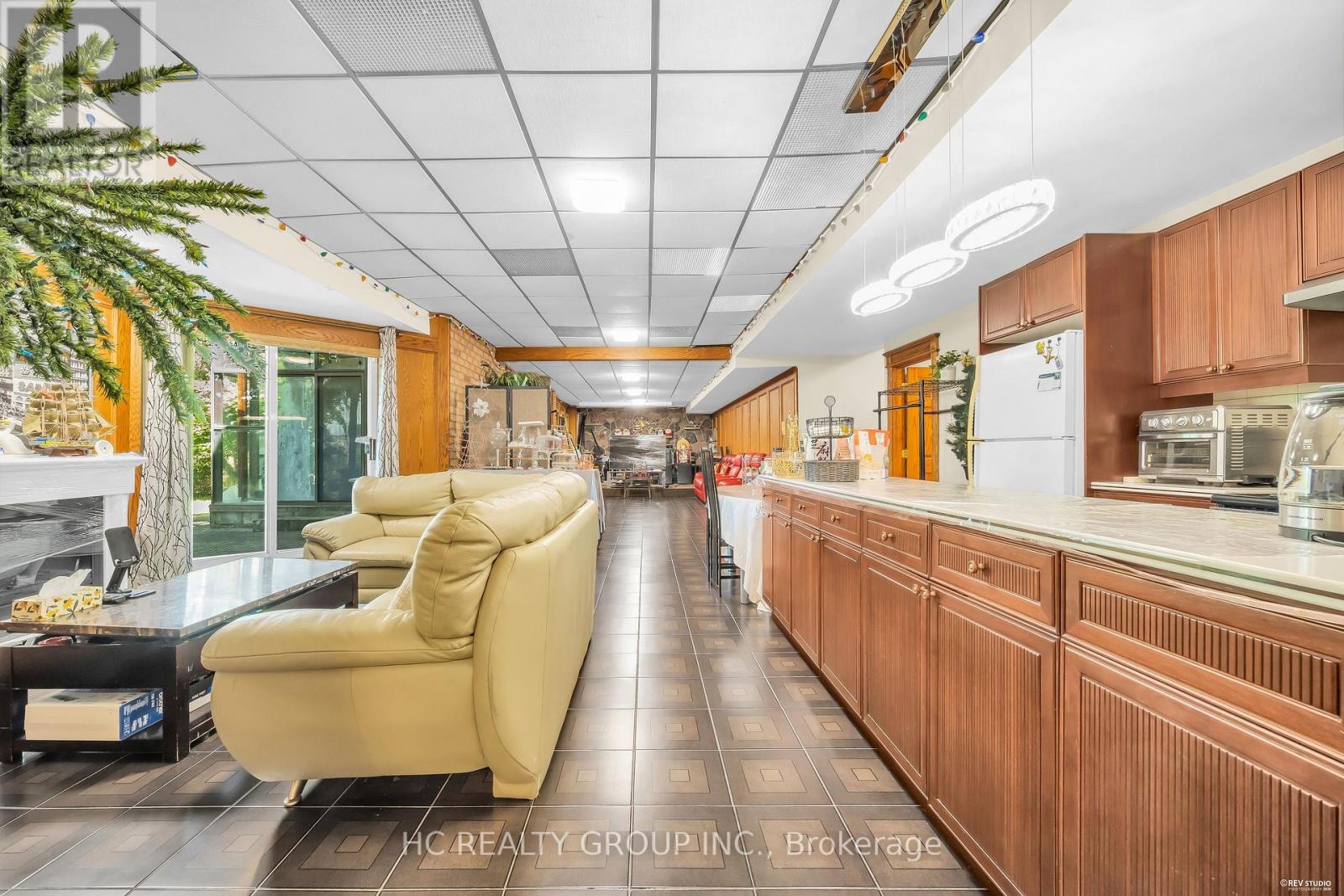 9 FORSON COURT - 35