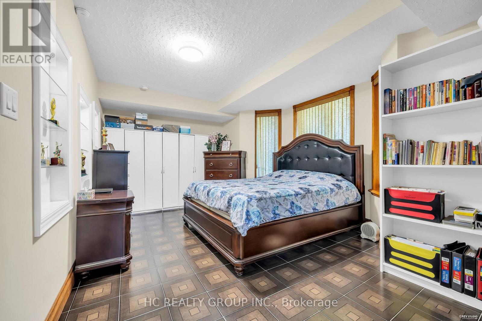 9 FORSON COURT - 39