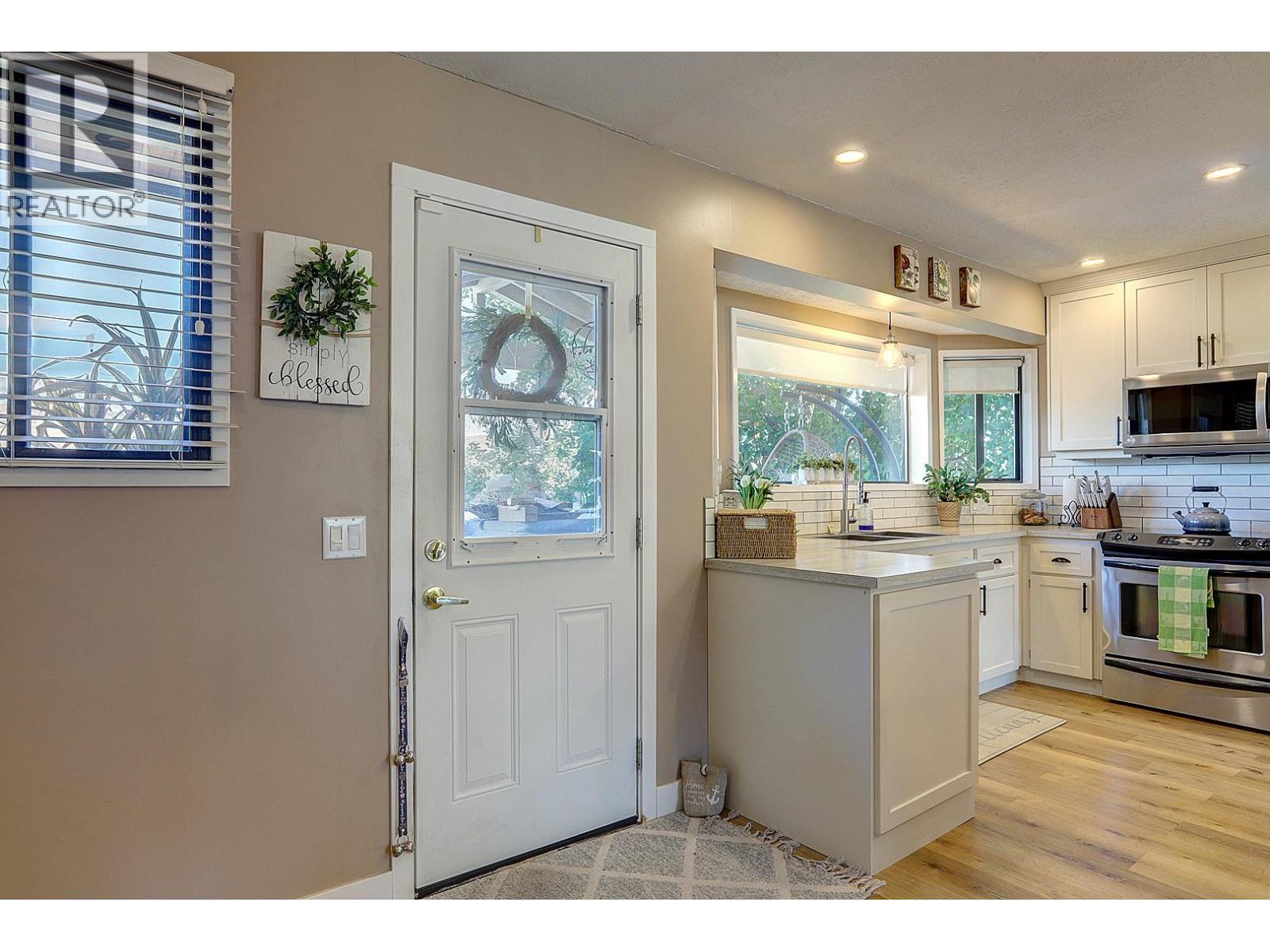 3730 Commonage Place, Vernon