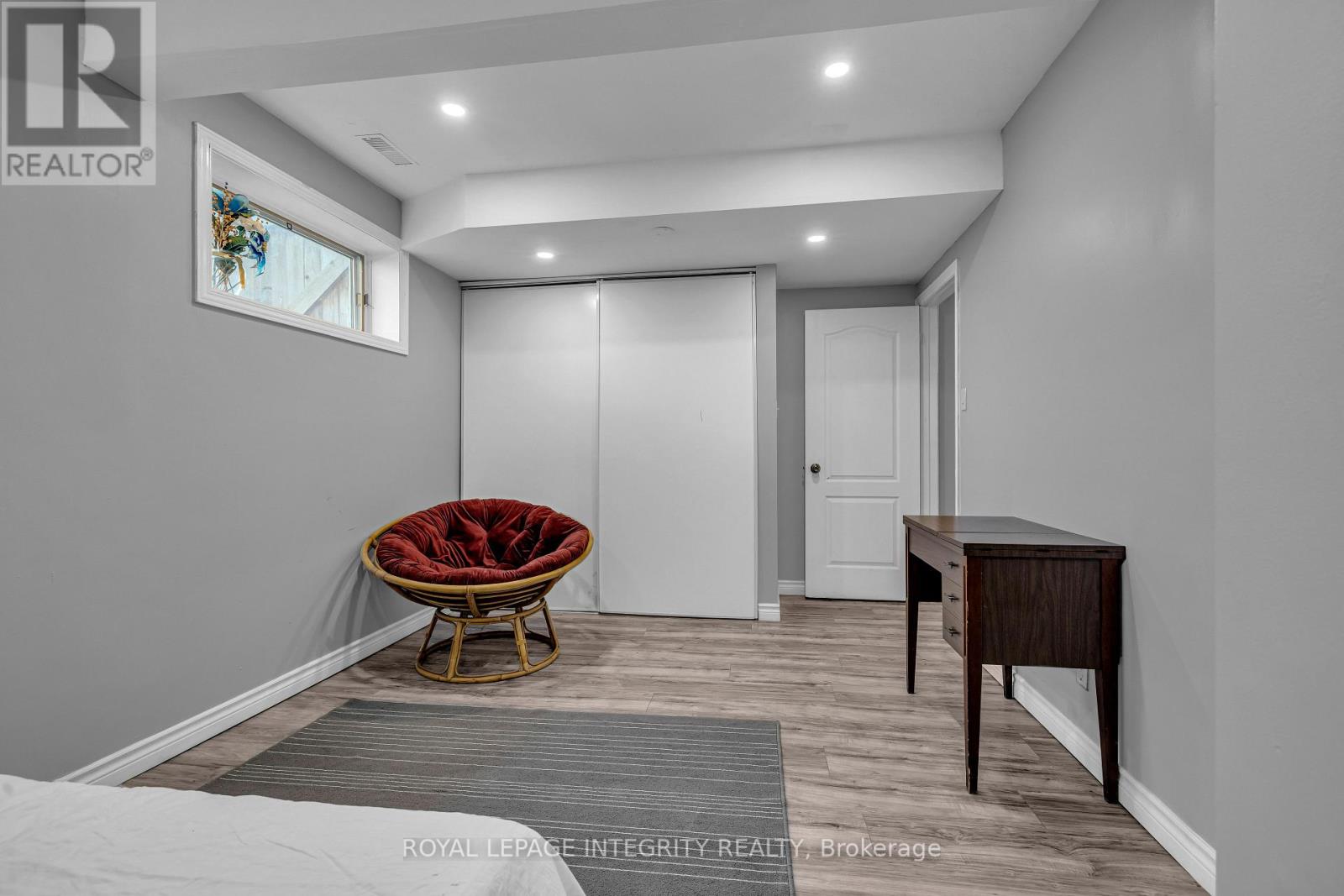 3 Bed, 1 Bath House for Rent in Ottawa – 924 REX AVENUE, Ottawa – MLS# X13568280 - Image 23