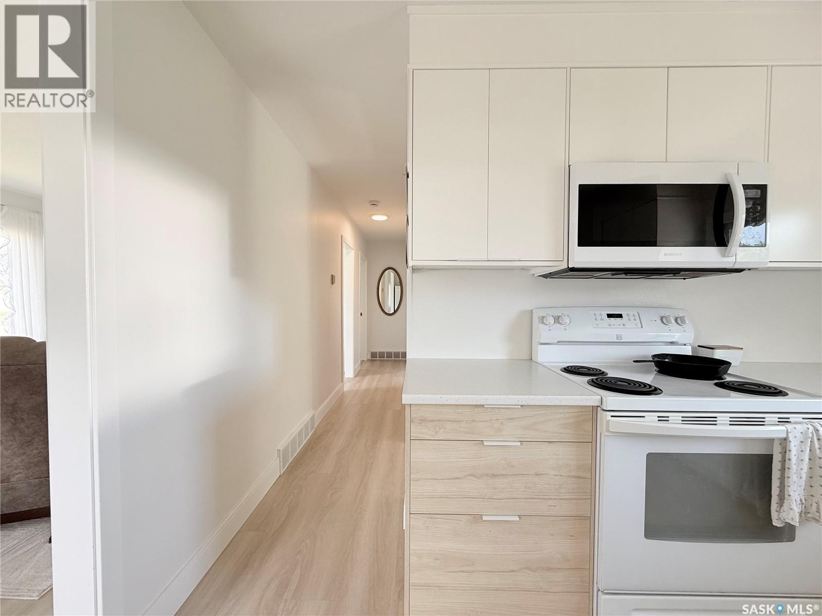 415 Park AVENUE - Image 11