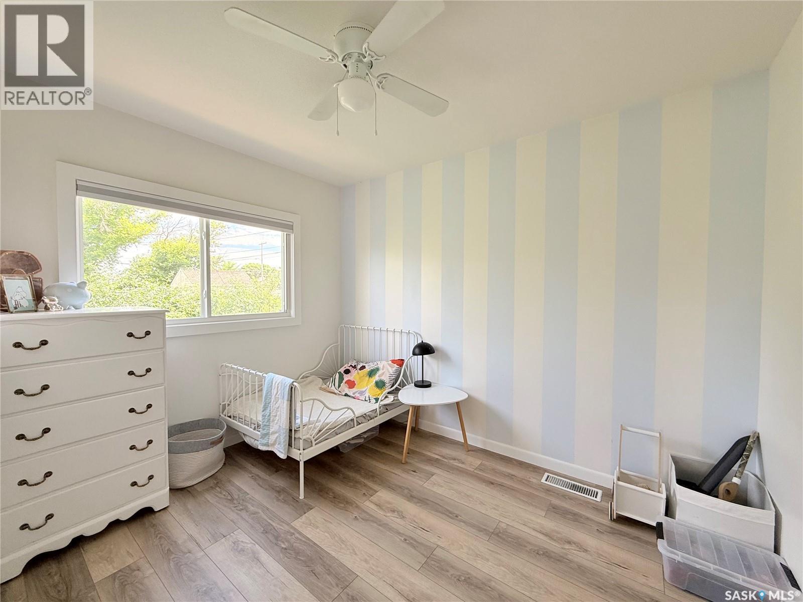 415 Park AVENUE - Image 14