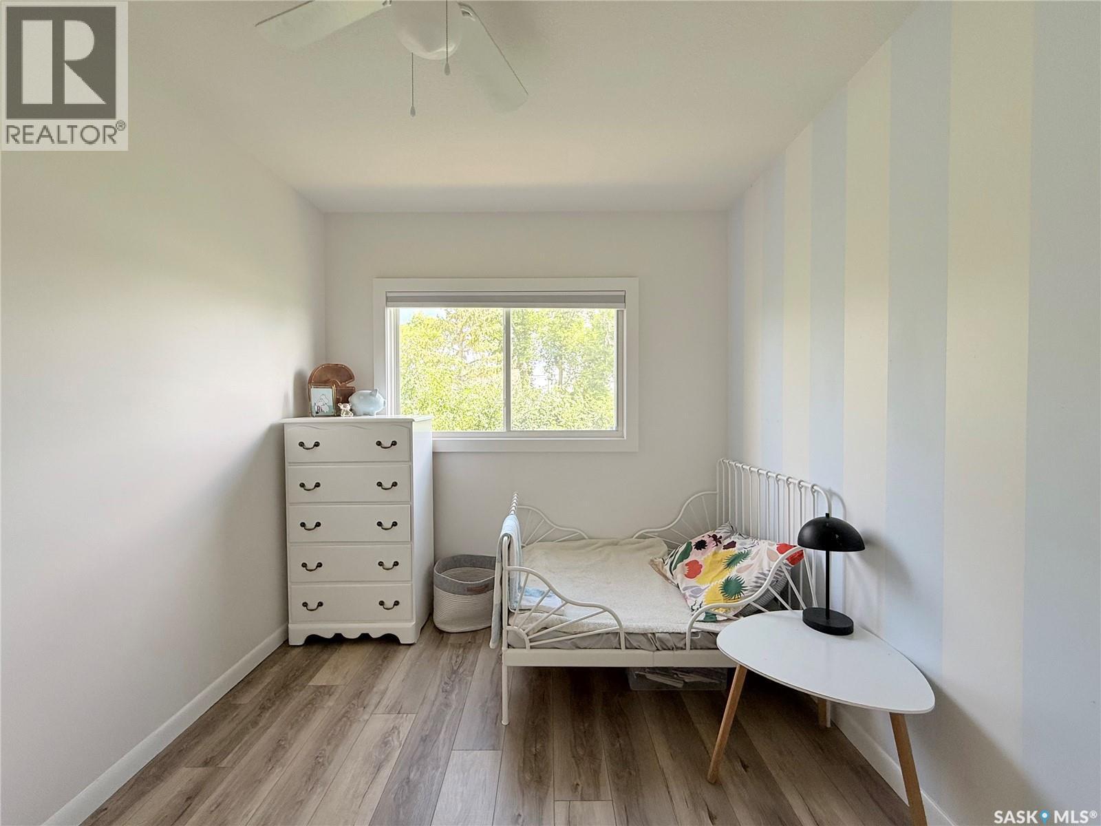 415 Park AVENUE - Image 15