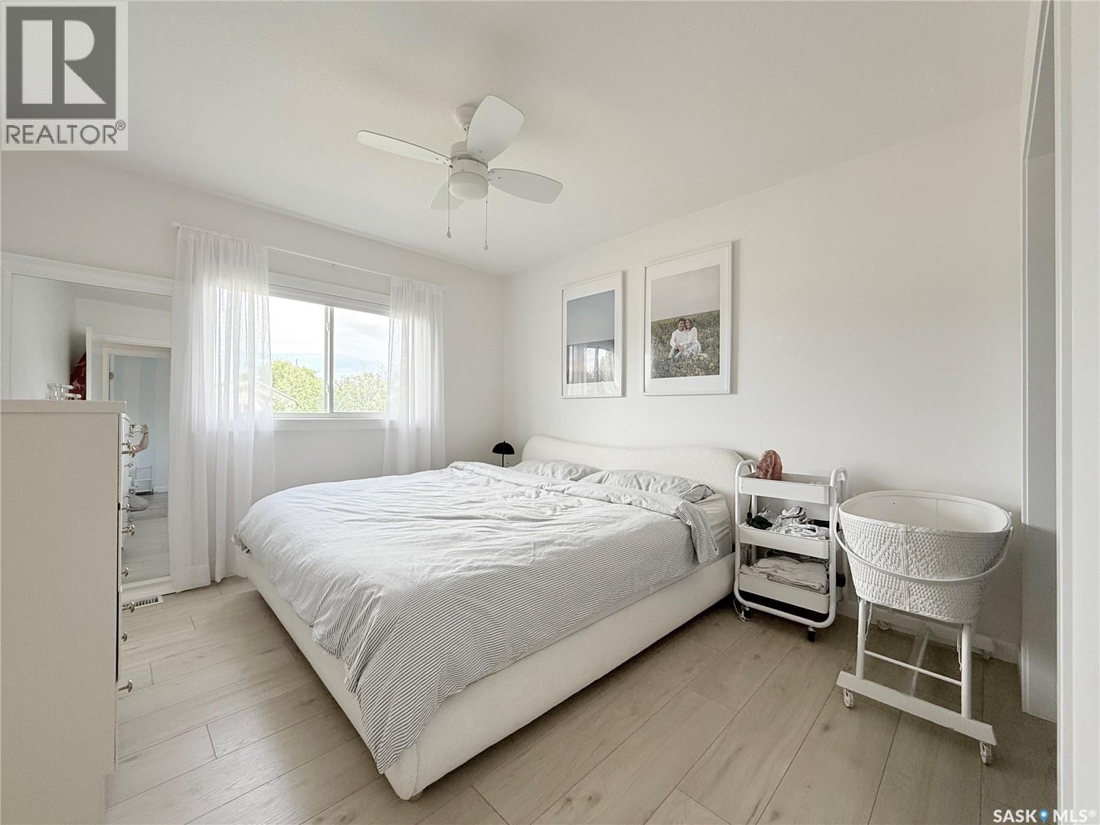 415 Park AVENUE - Image 16