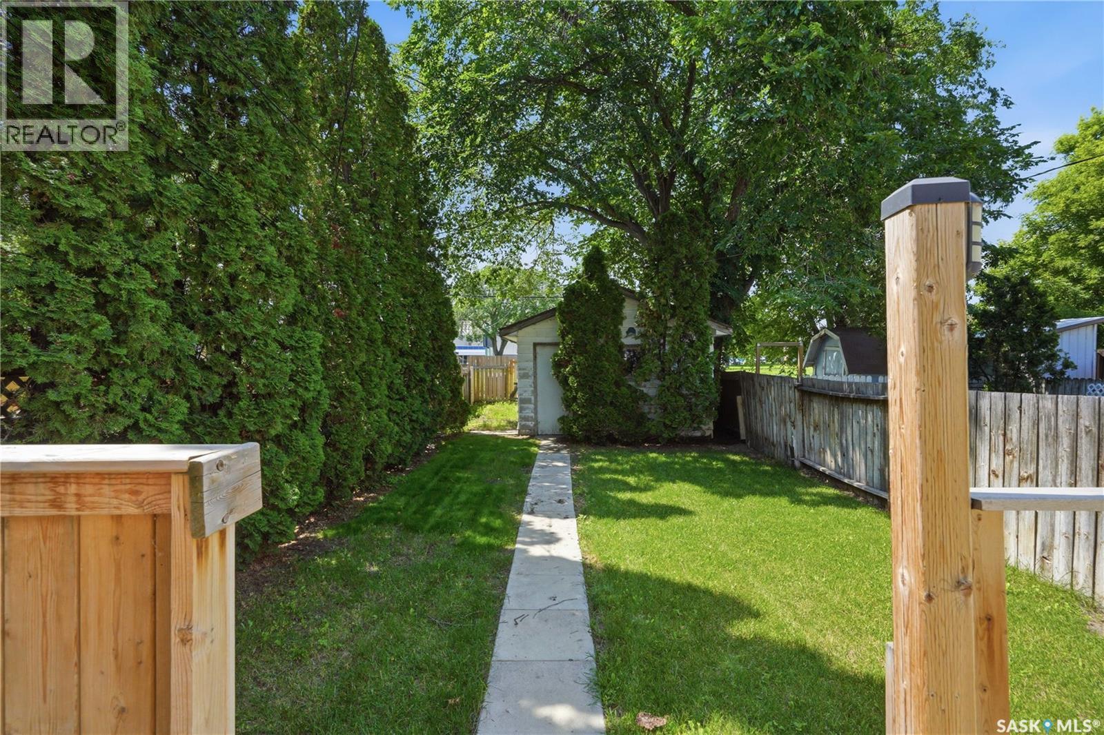 927 4th AVENUE N - Image 5
