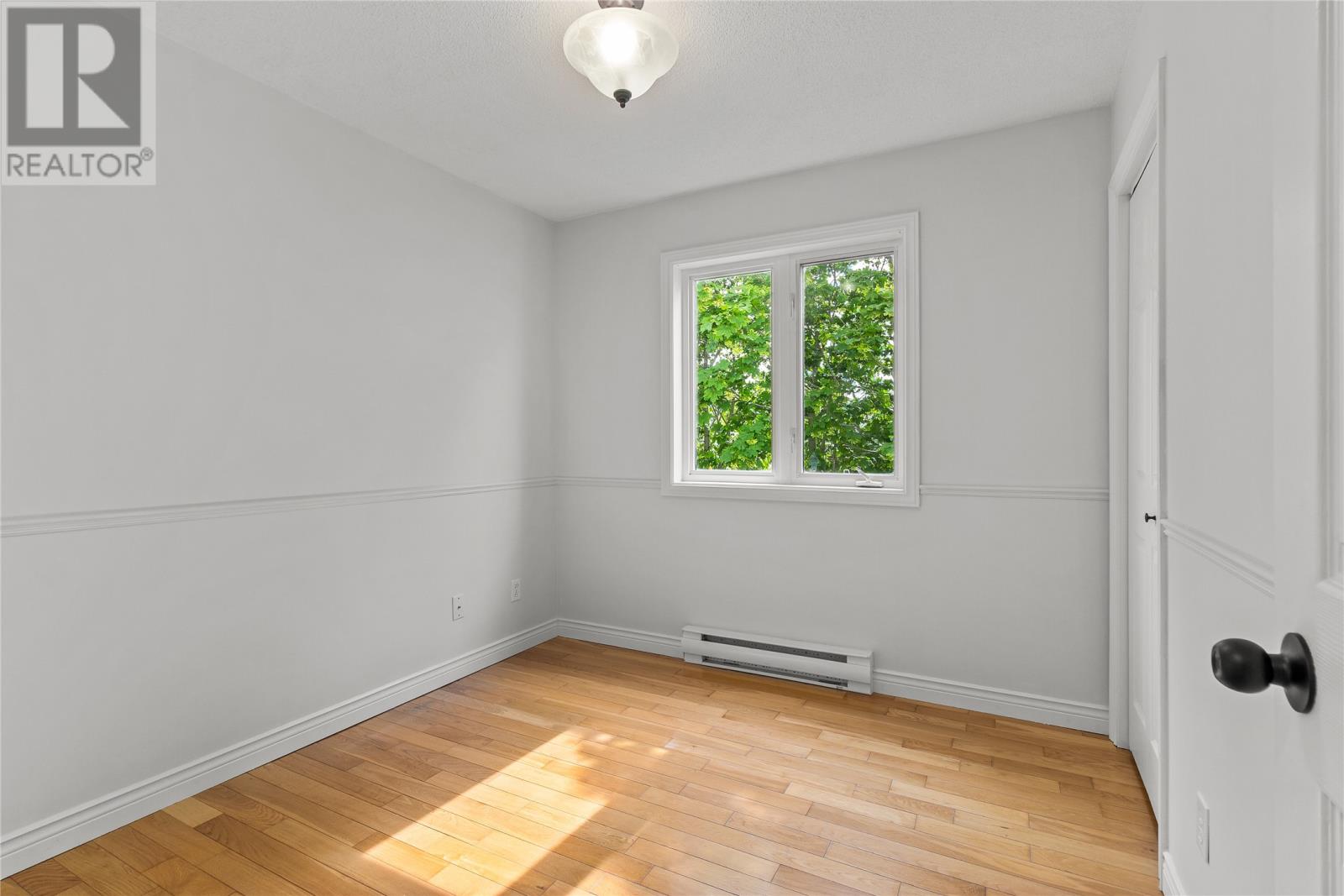 32 Penney Crescent - 17